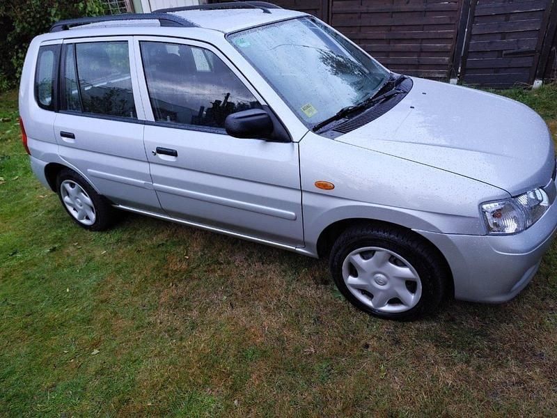Gebraucht 2002 Mazda Demio Van / Kleinbus | 3.100 € (Fairer Preis) - Bild 1/4