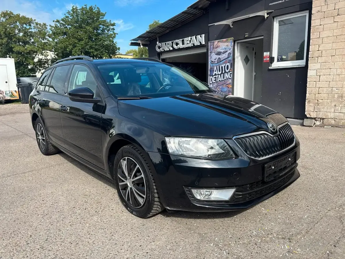 Gebraucht Skoda Octavia 150 PS (110 kW) 2016 Schwarz Kombi
