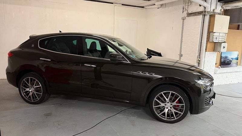Gebraucht Maserati Levante 275 PS (202 kW) 2017 Grün SUV