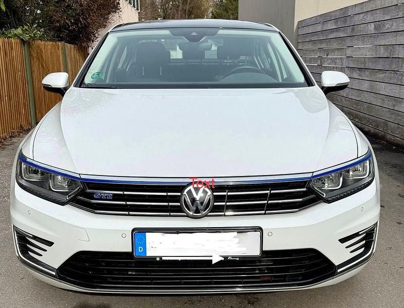 Gebraucht VW Passat GTE 218 PS (160 kW) 2016 Weiß Limousine