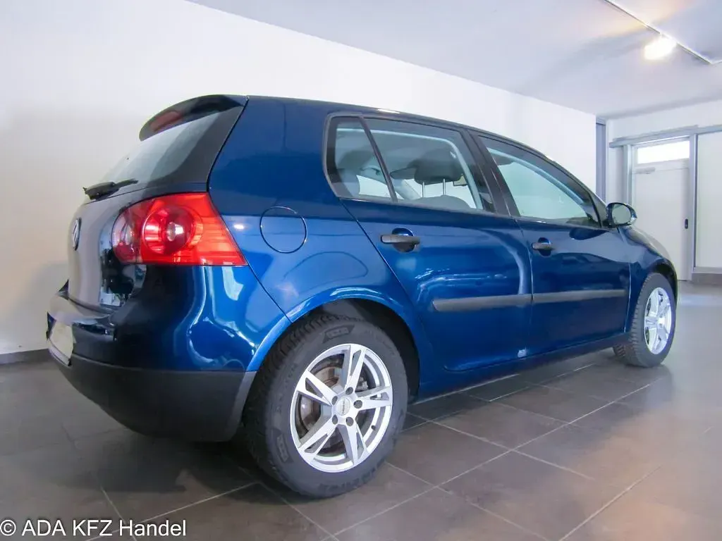 Gebraucht VW Golf IV Comfortline 116 PS (85 kW) 2004 Blau Limousine