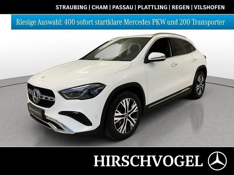 Weiß Gebraucht 2025 Mercedes GLA180 Progressive SUV | 38.310 € (Fairer Preis) - Bild 1/4