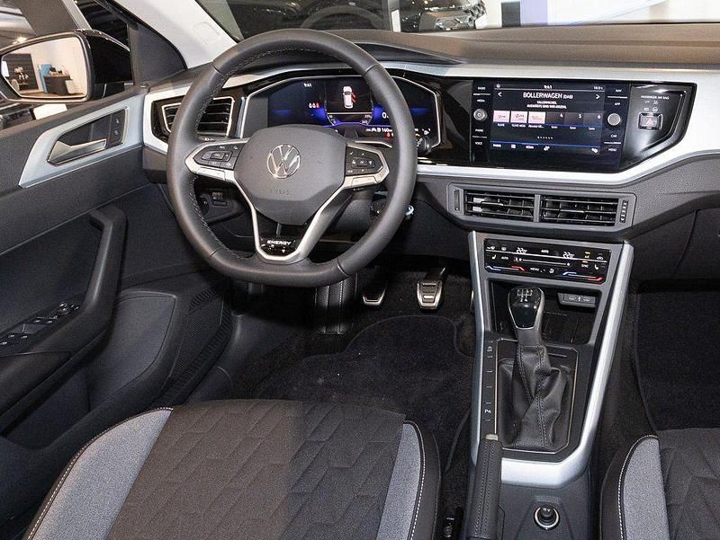 Neu VW Polo Life 80 PS (58 kW) 2026 Schwarz Kleinwagen