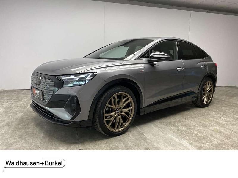 Grau Gebraucht 2022 Audi Q4 e-tron SUV | 32.500 € (Fairer Preis) - Bild 1/4
