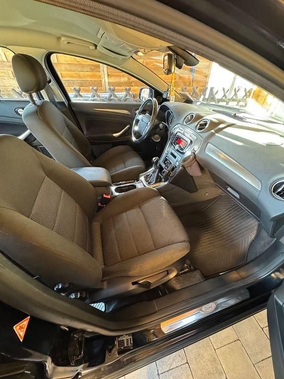 Gebraucht Ford Mondeo Titanium 145 PS (106 kW) 2008 Schwarz Limousine