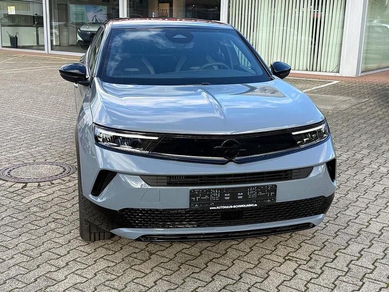 Neu Opel Mokka 131 PS (96 kW) 2025 Grau SUV