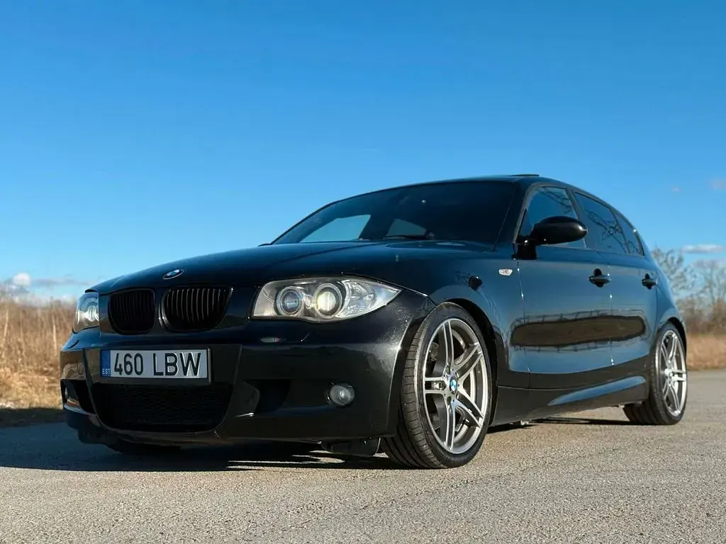 Second-hand BMW 130 Performance 265 CP (194 kW) 2006 Negru Hatchback