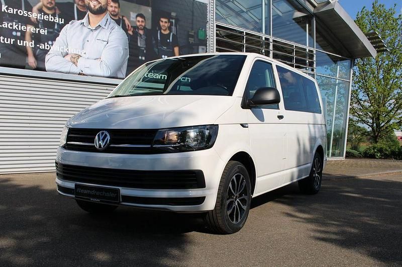 Weiß candyweiß Gebraucht 2018 VW T6 Trendline Van | 38.850 € (Teuer) - Bild 1/4