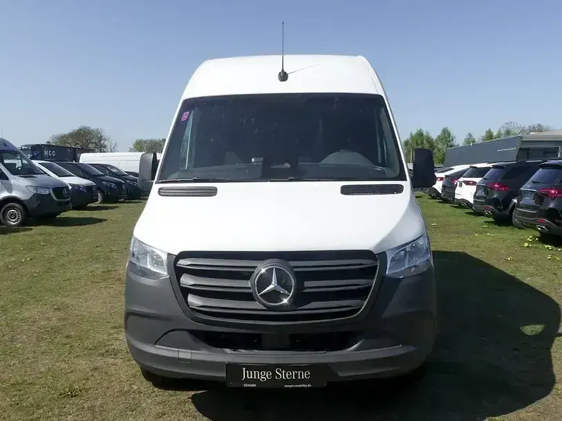 Second-hand Mercedes E-Sprinter 80 kW (110 CP) 2025 Andere Van