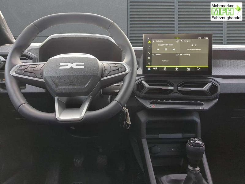 Neu Dacia Duster Expression 122 PS (89 kW) 2026 Dolomitgrau SUV