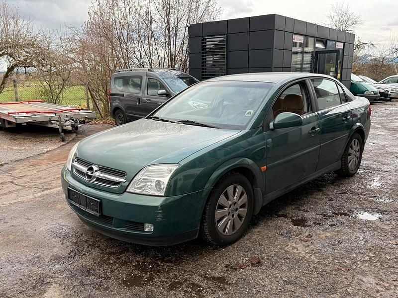 Grün Gebraucht 2003 Opel Vectra Limousine | 700 € (Superpreis) - Bild 1/4