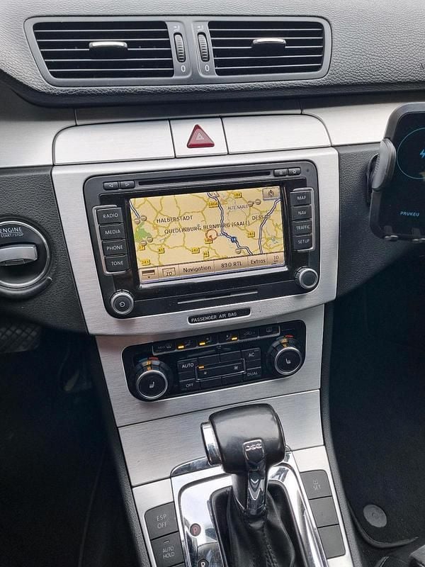 Gebraucht VW Passat R-line 150 PS (110 kW) 2010 Schwarz Kombi