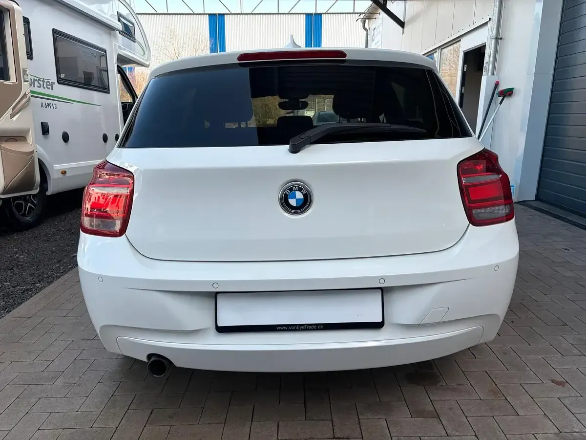 Gebraucht BMW 116 136 PS (100 kW) 2012 Weiß Kleinwagen