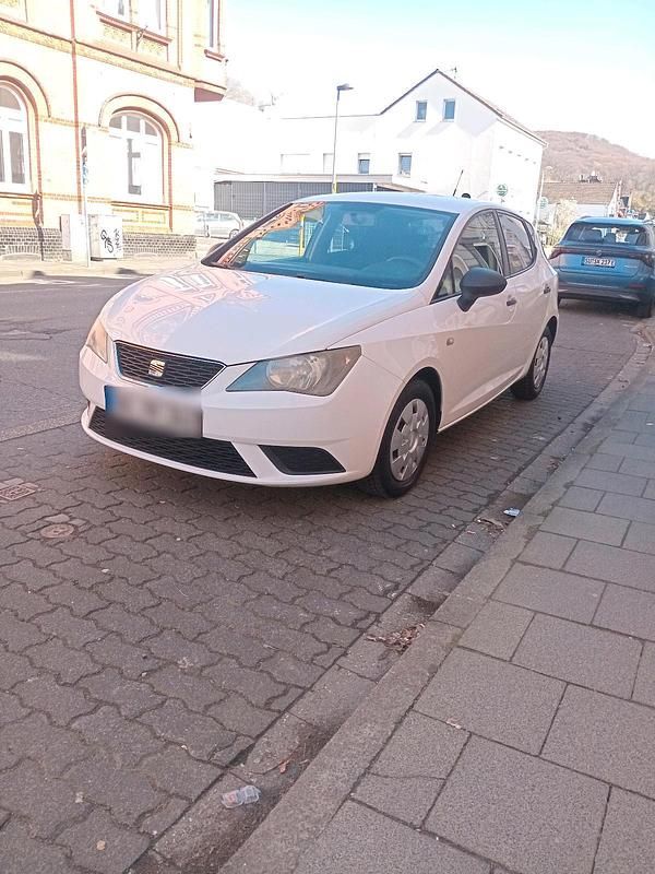 Gebraucht Seat Ibiza 75 PS (55 kW) 2012 Weiß Limousine