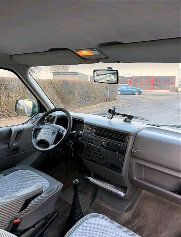 Gebraucht VW T4 140 PS (102 kW) 1996 Grün Van