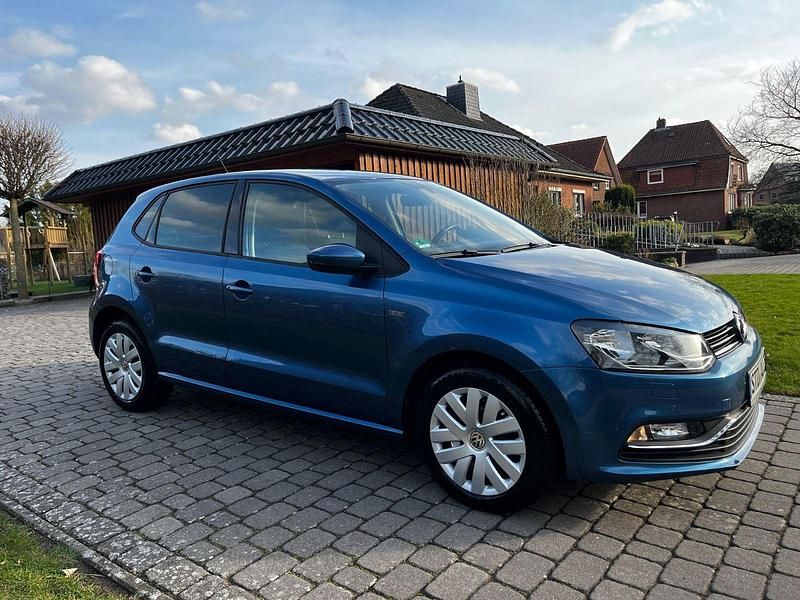 Gebraucht VW Polo LOUNGE 75 PS (55 kW) 2015 Blau Kleinwagen