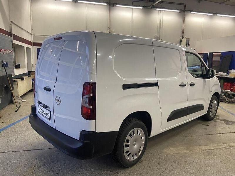 Gebraucht Opel Combo Basis 102 PS (75 kW) 2023 Weiß Van / Kleinbus