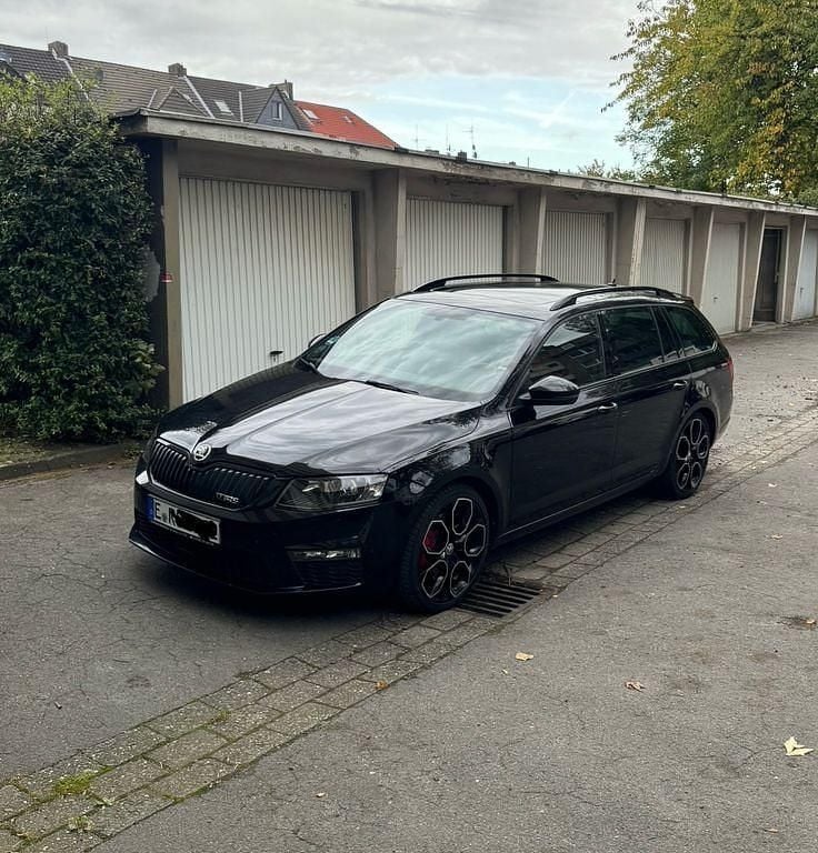Gebraucht Skoda Octavia vRS 230 PS (169 kW) 2016 Schwarz Kleinwagen