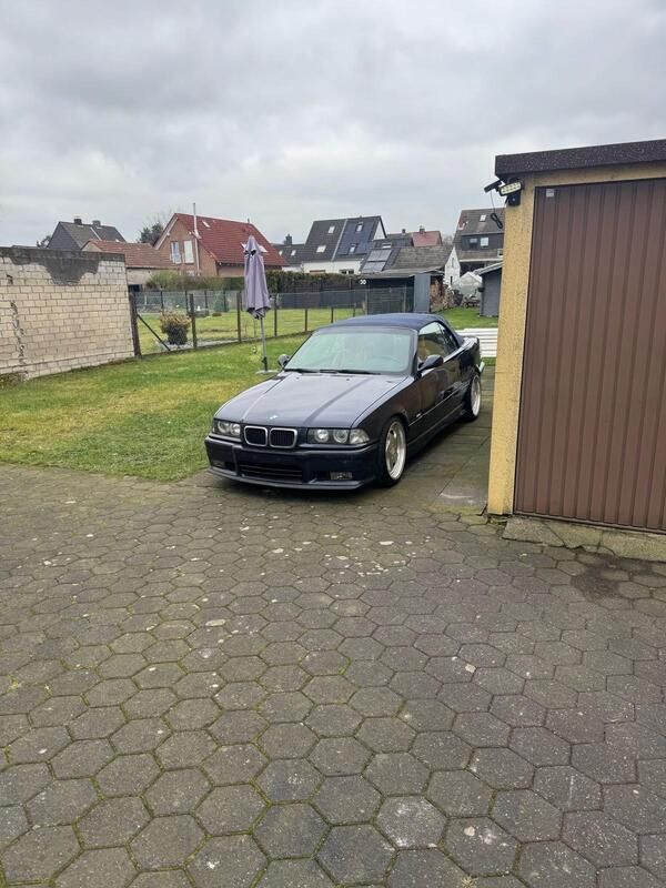 Blau Gebraucht 1999 BMW 320 Cabriolet M Sport Cabrio | 10.500 € (Guter Preis) - Bild 1/4