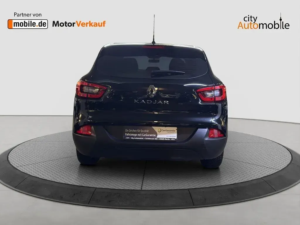 Gebraucht Renault Kadjar Life 131 PS (96 kW) 2017 Schwarz (metallic) SUV