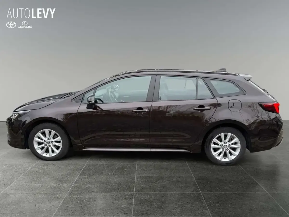 Gebraucht Toyota Corolla Comfort 140 PS (102 kW) 2023 Braun Kombi