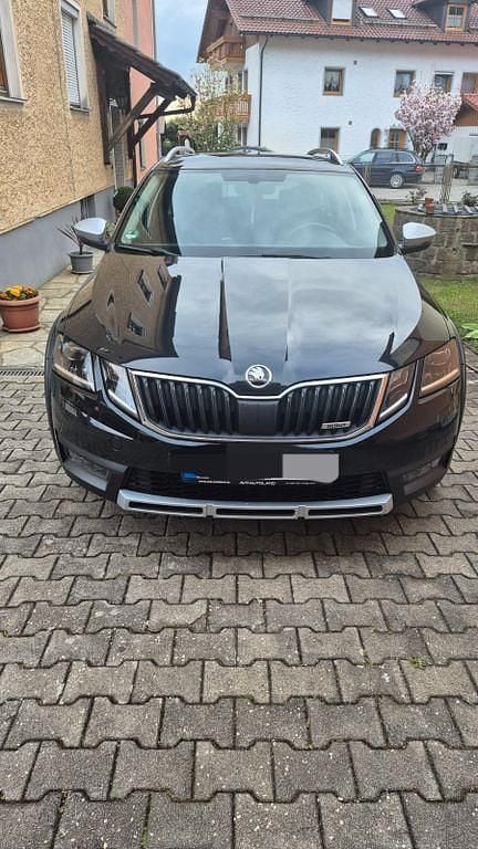 Gebraucht Skoda Octavia 184 PS (135 kW) 2017 Schwarz Kombi