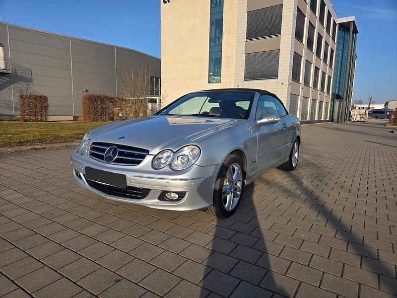 Gebraucht Mercedes CLK320 Avantgarde 224 PS (164 kW) 2006 Silber Cabrio