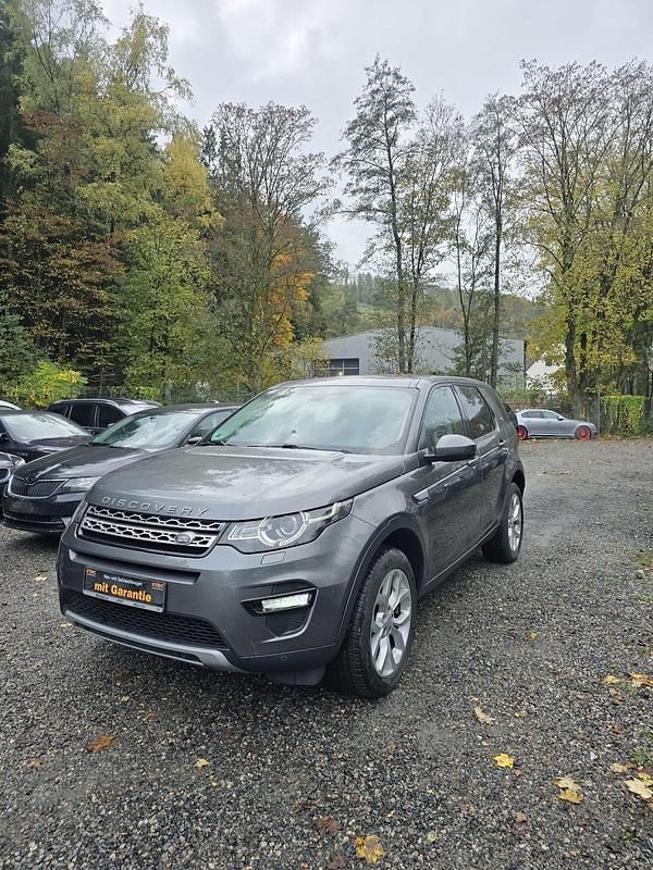 Grau Gebraucht 2017 Land Rover Discovery 5 HSE SUV | 14.500 € (Fairer Preis) - Bild 1/4
