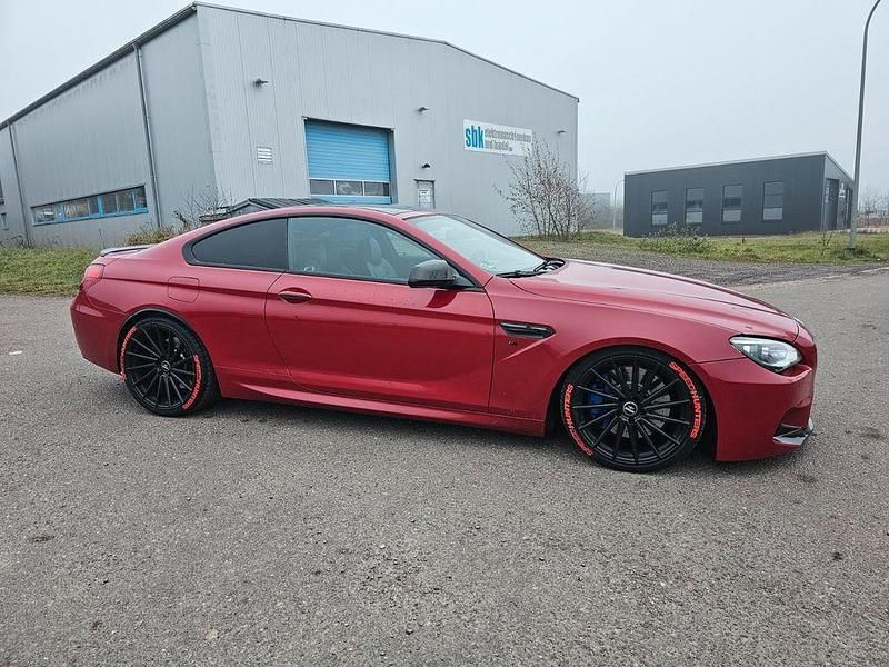 Rot Gebraucht 2015 BMW 520 Performance Coupé | 28.990 € - Bild 1/4