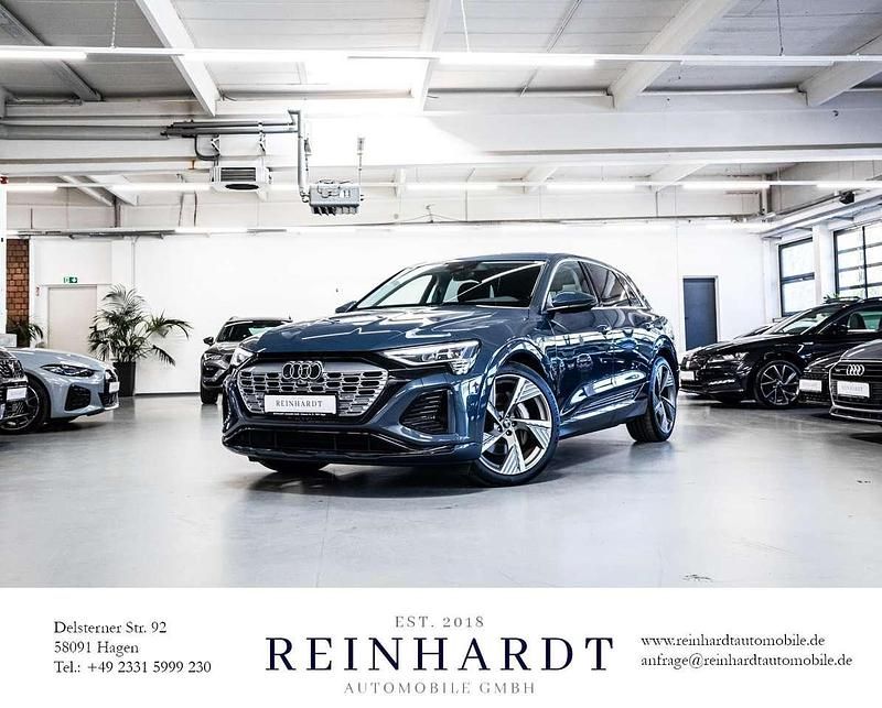 Plasmablau metallic Gebraucht 2023 Audi Q8 e-tron S-Line SUV | 43.685 € - Bild 1/3