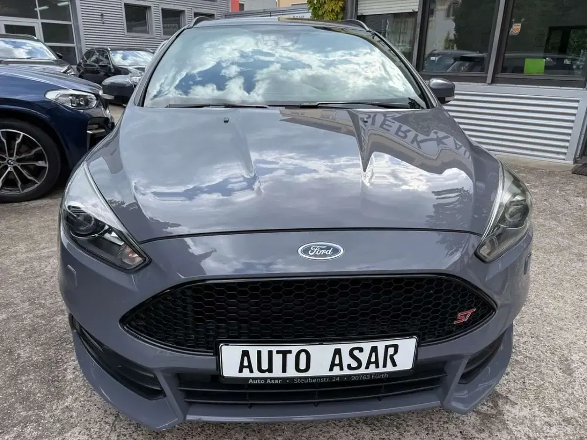 Gebraucht Ford Focus ST 250 PS (183 kW) 2017 Stealth/slate grey Kombi