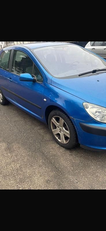 Gebraucht Peugeot 307 107 PS (78 kW) 2001 Blau Kleinwagen