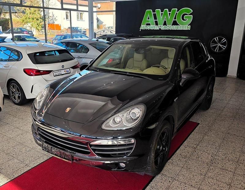 Schwarz Gebraucht 2011 Porsche Cayenne S E-Hybrid SUV | 22.900 € (Etwas zu teuer) - Bild 1/4