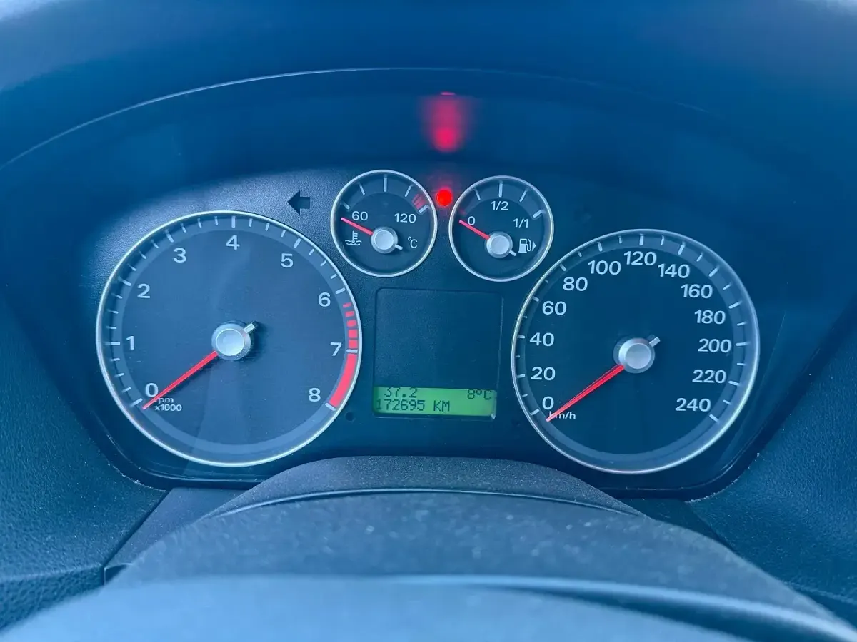 Usata Ford Focus 125 CV (91 kW) 2006 Blu Coupé