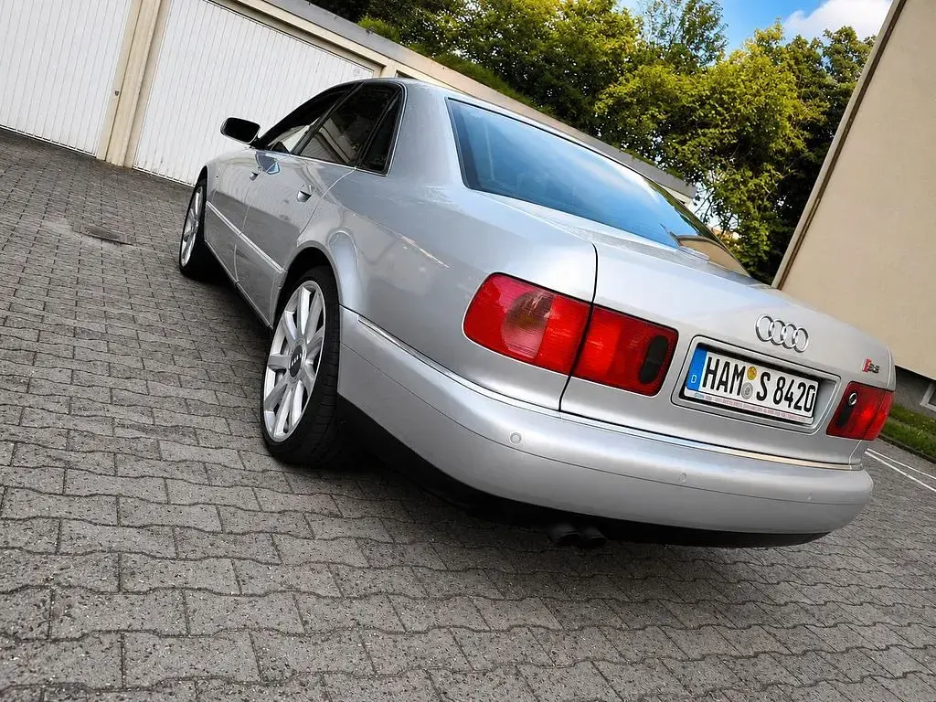 Gebraucht Audi A8 Comfort 260 PS (191 kW) 2001 Silber Limousine