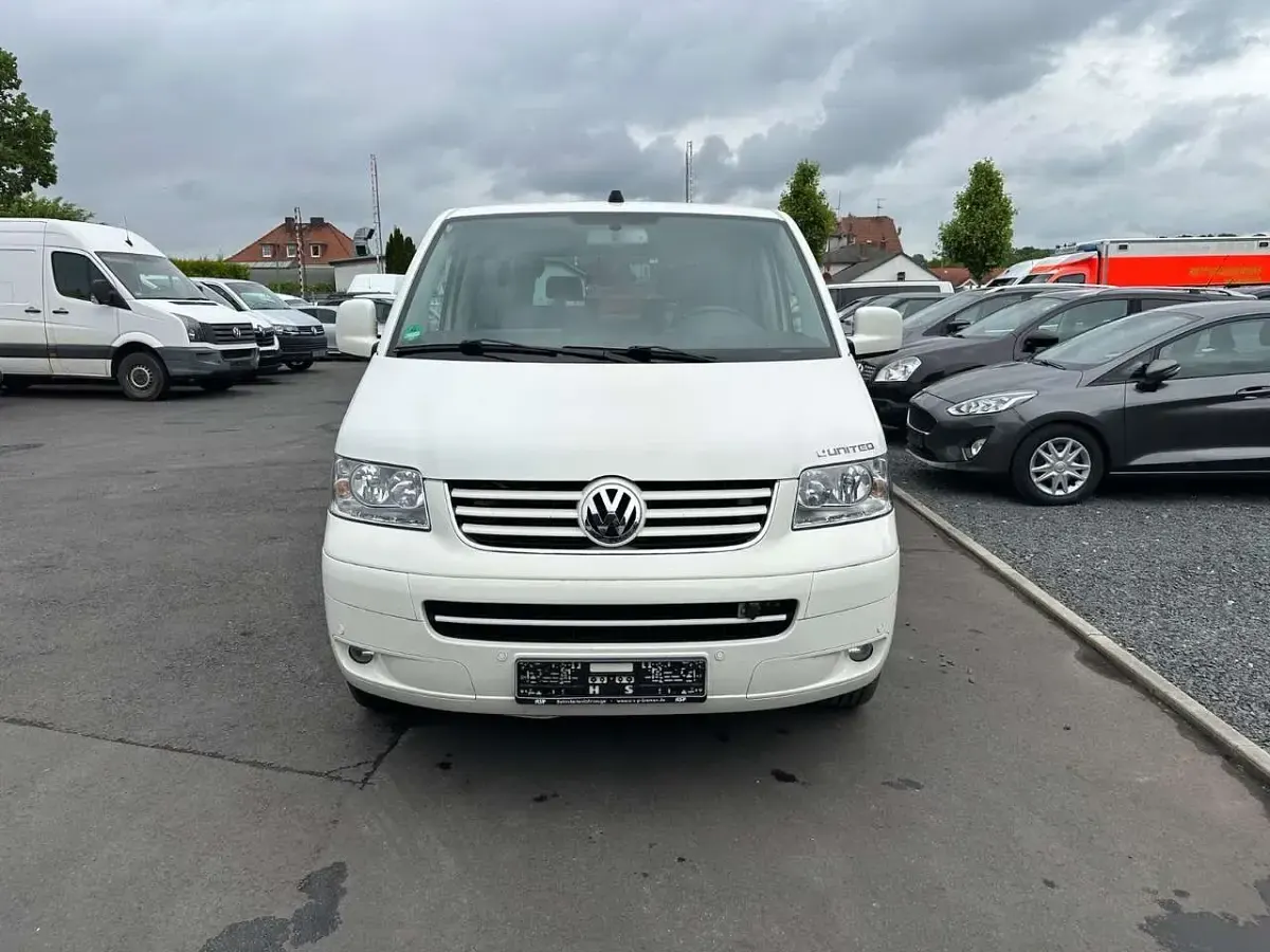 Gebraucht VW Multivan United 174 PS (127 kW) 2009 Weiß Van / Kleinbus