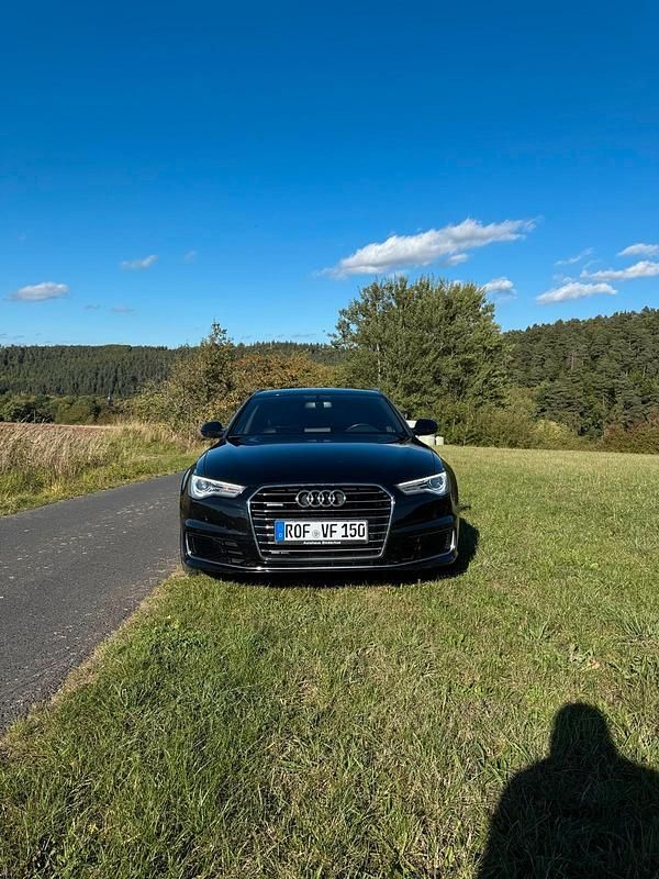Gebraucht Audi A6 Comfort 250 PS (183 kW) 2014 Schwarz Kombi