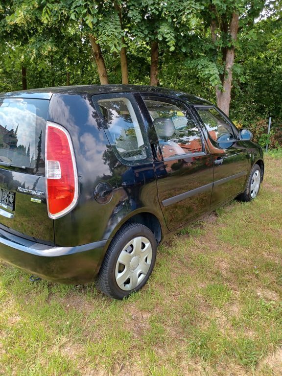 Schwarz Gebraucht 2008 Skoda Roomster Kombi | 3.400 € (Fairer Preis) - Bild 1/4