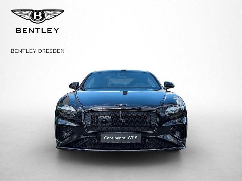 Ny Bentley Continental 680 HK (500 kW) 2026 Sort Coupe