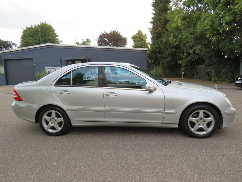 Gebraucht Mercedes C320 Avantgarde 218 PS (160 kW) 2000 Silber Limousine