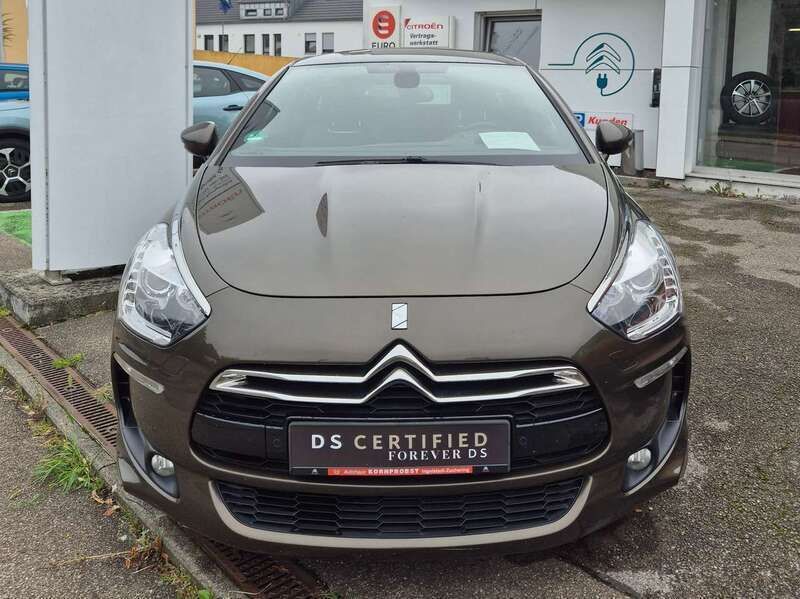 Lackierung braun metallic Gebraucht 2014 Citroën DS5 Sport Chic Kleinwagen | 12.840 € (Etwas zu teuer) - Bild 1/4