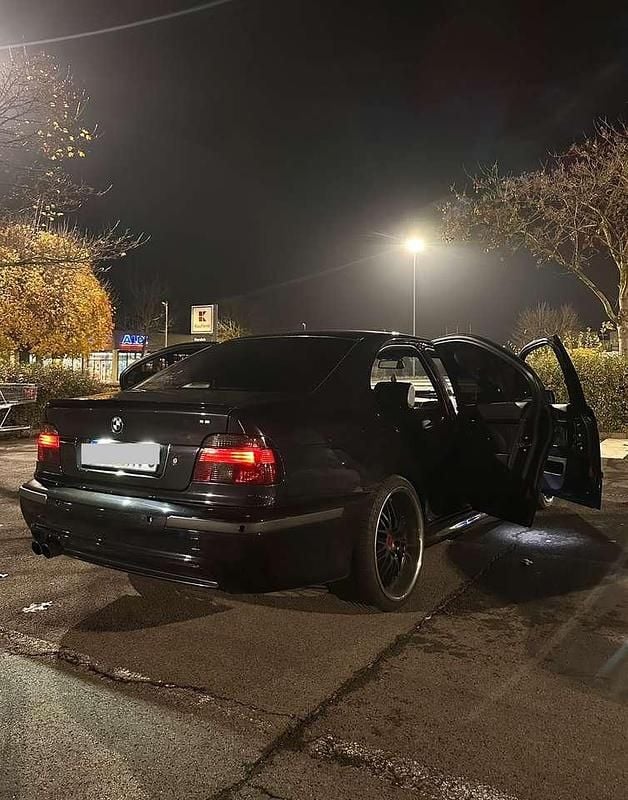 Schwarz Gebraucht 1996 BMW 540 M Sport Limousine | 10.500 € (Fairer Preis) - Bild 1/4