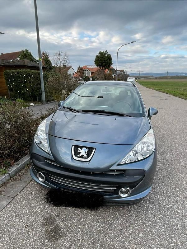Grau Gebraucht 2007 Peugeot 207 Kleinwagen | 3.000 € (Fairer Preis) - Bild 1/4