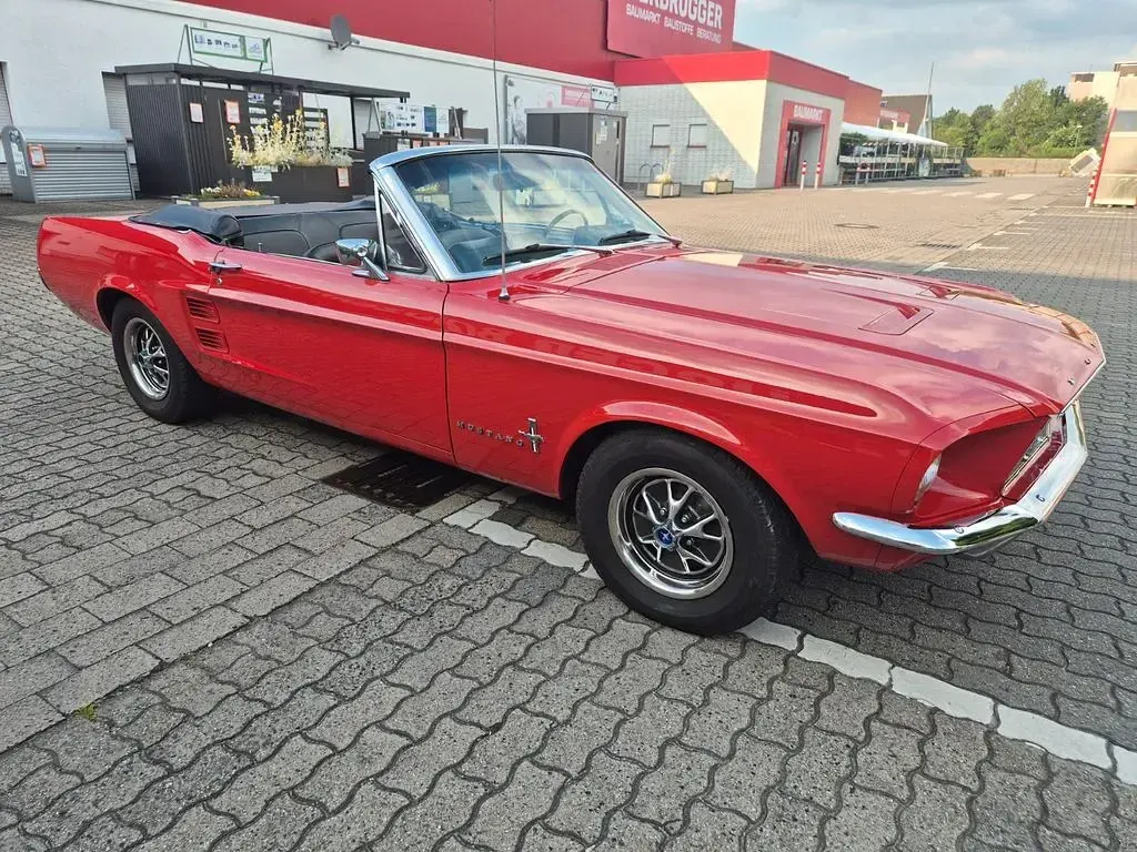 Gebraucht Ford V8 200 PS (147 kW) 1967 Rot Cabrio