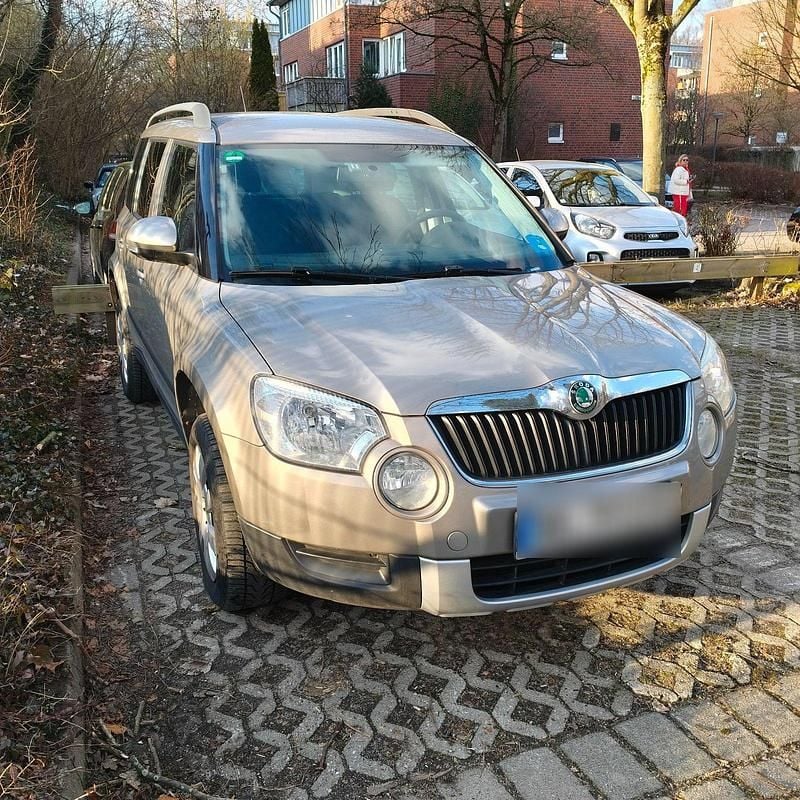 Gebraucht Skoda Yeti 105 PS (77 kW) 2012 Silber SUV