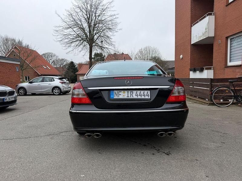 Gebraucht Mercedes E280 Avantgarde 190 PS (139 kW) 2006 Schwarz Limousine