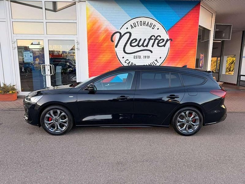 Gebraucht Ford Focus ST-Line X 155 PS (114 kW) 2025 Obsidianschwarz Kombi