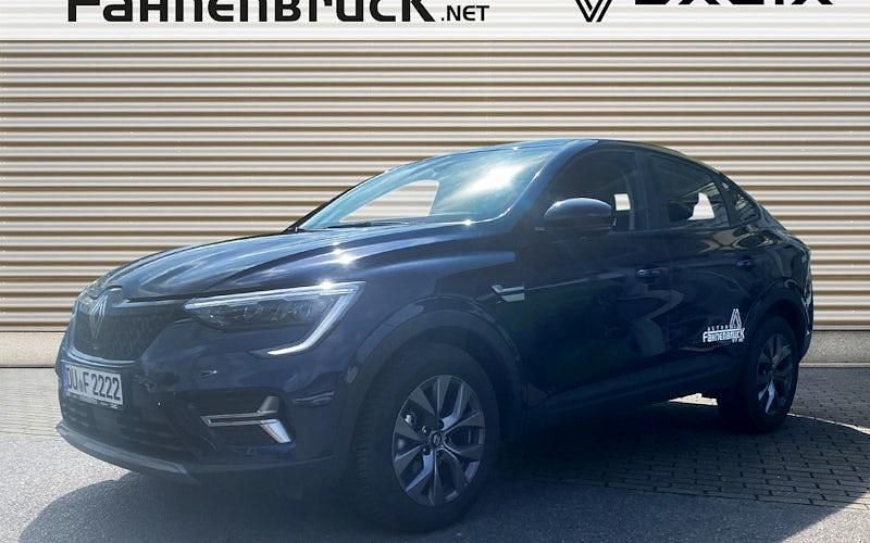 Blau (nachtblau metallic (blau)) Gebraucht 2024 Renault Arkana Evolution SUV | 28.880 € (Etwas zu teuer) - Bild 1/4
