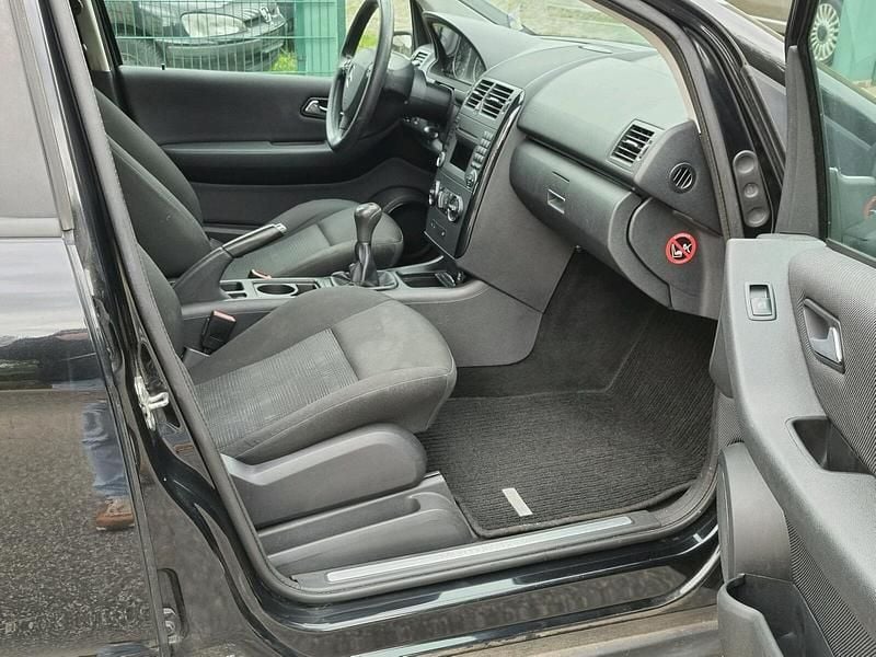 Gebraucht Mercedes A180 109 PS (80 kW) 2010 Schwarz Kleinwagen