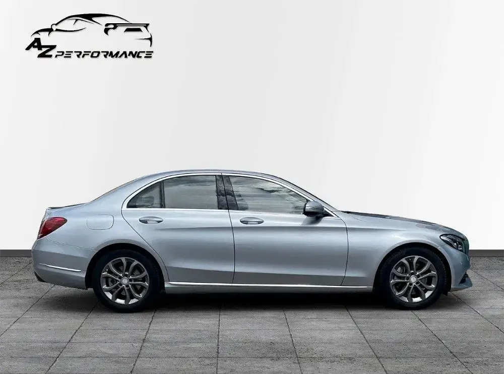 Gebraucht Mercedes C300 204 PS (150 kW) 2015 Silber Limousine